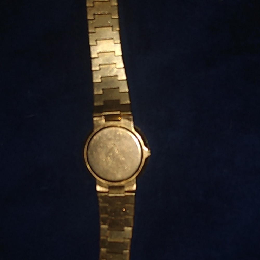 Gucci men's 3300h - Picture 3 of 4